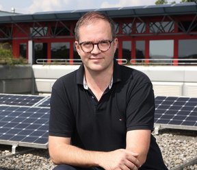 Michaël Aklin